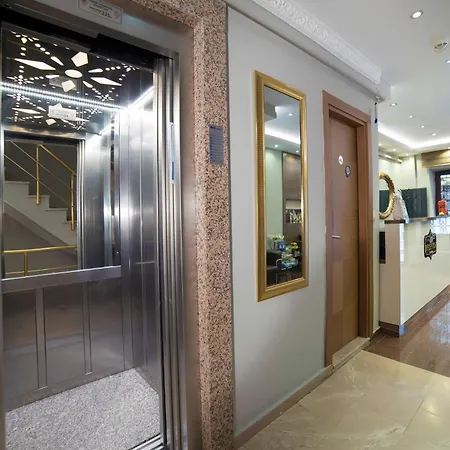 Zendy Suite Hotel-2